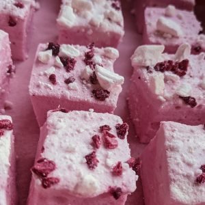 Eton Mess Marshmallows